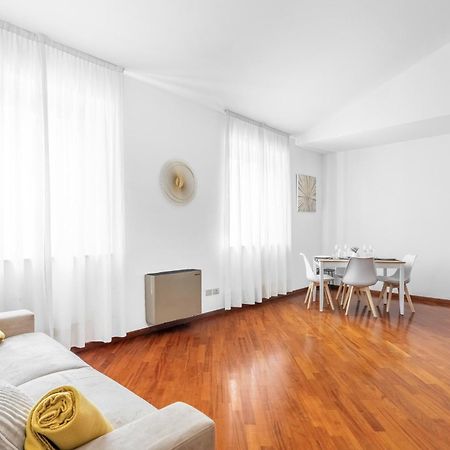Central Luxurious Apartment Duomo A/C-Wi-Fi Free Мілан Екстер'єр фото