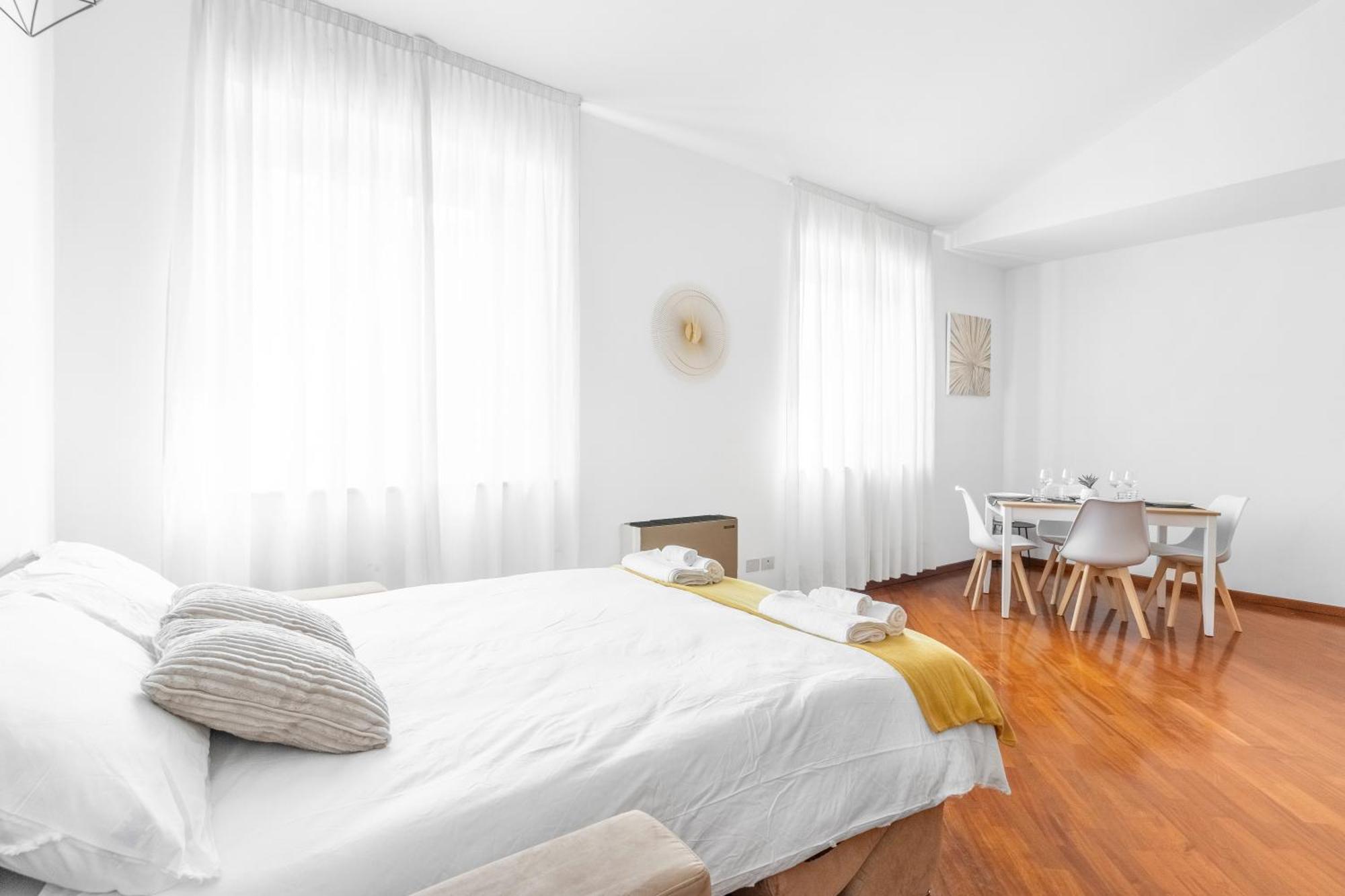 Central Luxurious Apartment Duomo A/C-Wi-Fi Free Мілан Екстер'єр фото